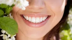 Meng gewoon deze drie ingrediënten en je tanden worden in een mum van tijd witter.